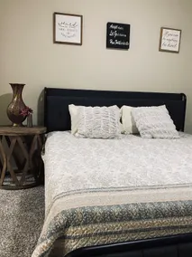 Home Away from Home 2 BDRM 2 Bath Free Parking - Image 3