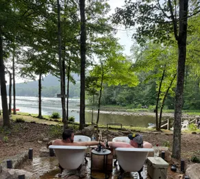 Views forever, Lakefront CrossCreek Cabins - Image 5