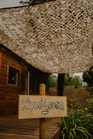 Kiwai Lodge - Bungalow - Image 2