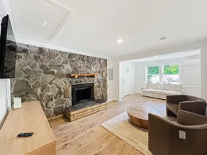 Cozy Cottage - Image 5