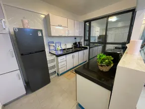 Stylish 3 Bedroom Apartments FOR RENT - Image 5