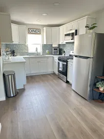 Cozy 3BR Near Universal, Dodger Stadium & Downtown - Image 3