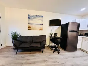 Guest house! - Image 2