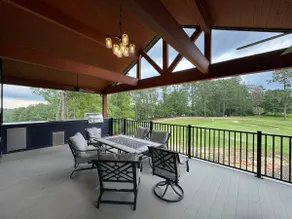 Beautiful Sam Rayburn home on golf course! - Image 5