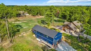 Beautiful Sam Rayburn home on golf course! - Image 3