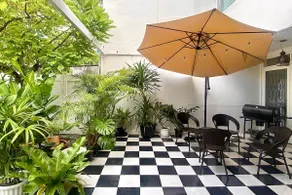 Urban Tropical Home in Bangkok - Image 5