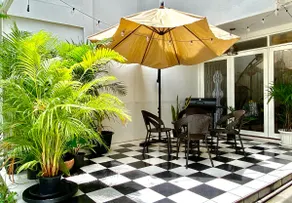 Urban Tropical Home in Bangkok - Image 3