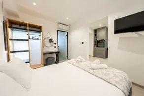 DonnaTina Apartment - Image 4