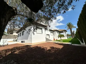 Casa Palmeras Golf Piscina y jardin privado BBQ - Image 2