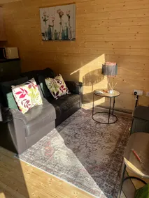 Oak Tree Cabin - Image 4