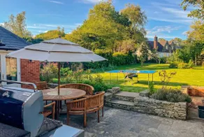 Beautiful Cottage in Brockenhurst with Forest View - Image 2