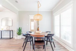 Cozy Modern Stay to Relax and Unwind - Image 3