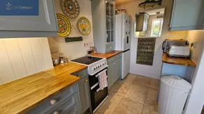 The Summer House - Image 3