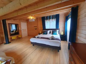 Chalet Péi – Cozy & Natural, Close to Périgueux - Image 4