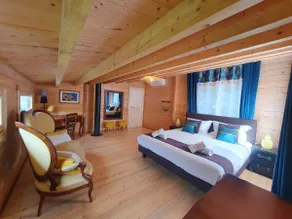 Chalet Péi – Cozy & Natural, Close to Périgueux - Image 5
