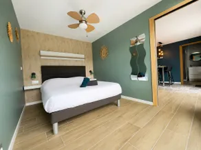 Independent, quiet with garden and mountain views - Image 3