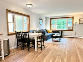 Modern 2BR in Downtown - Image 4