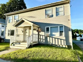 Modern 2BR in Downtown - Image 2