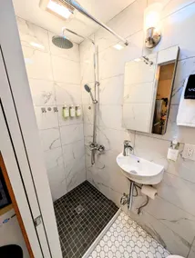 Cozy Cully Suite | w/ Private Patio + Near PDX - Image 5