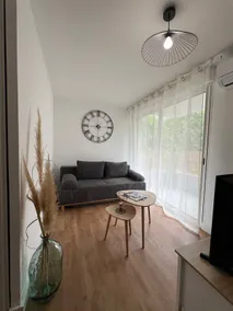 Cosy T2 - Clim + WiFi + Parking - Image 4