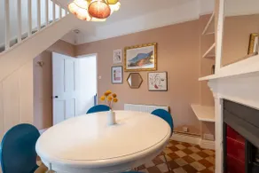 Charming Kings house - Image 5