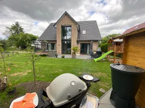 Luxurious Family House - Image 2