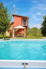 Cozy Apartment | Private Pool, BBQ, A/C & Parking - Image 2