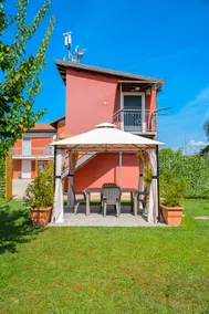Cozy Apartment | Private Pool, BBQ, A/C & Parking - Image 5