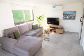 Luxury Garden Villa | 1-Min walk to Merit & Beach - Image 2