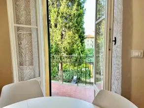 Vittoria Art Nouveau Apartment Free Parking+SmartTV - Image 1
