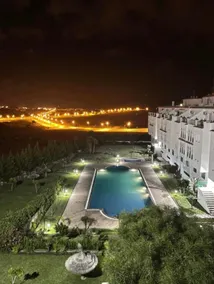Appartamento a Tangeri, sul mare con piscina e garage. - Image 2