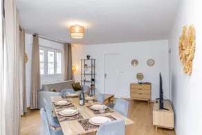 Superb 3-bedroom apartment - free parking - city center - Image 2
