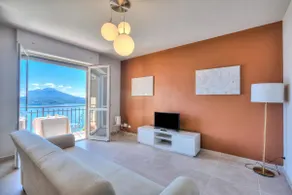 The Golden View: 2-Bed Apartment w/ AC - Happy Rentals - Image 3