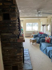 Woodford Cozy Lakefront Cottage - Image 2