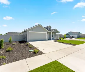 4 Bedrooms!/$0 Cleaning Fee!/Sleeps 8/New/Quiet! - Image 5