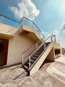 A villa that will make you happy - Image 3