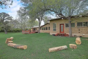 Theatre, 3-Acre LUXE Ranch, Near COTA! Sleeps 14 - Image 5
