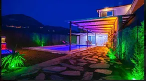 Villa Nur is surrounded by nature - Image 3