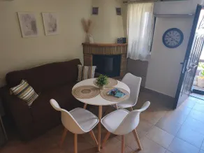 Cosy Seaside House - Image 4