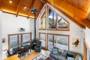 Riverside Private 3BR House on a Working Farm - Image 4