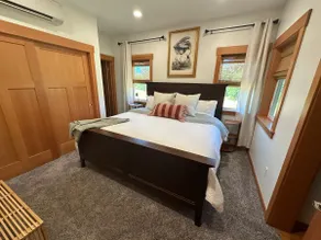 Riverside Private 3BR House on a Working Farm - Image 3