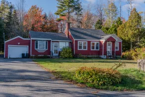 Red Retreat@Acadia National Park - Image 2