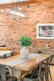 Lux Urban Retreat, Canal Park, Lakeview, Sleeps 8 - Image 3