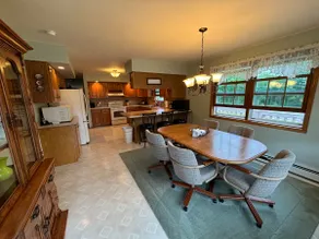 Home in Munising / Close to pictured rocks - Image 3