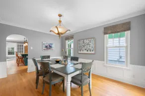 Elegant 3 bedrooms house in central downtown - Image 5