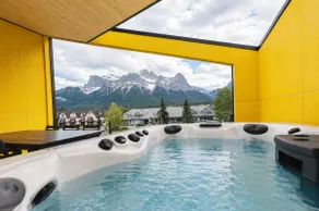 Lux 4BRs/Epic View/Hot Tub/Garage and EV charger - Image 5