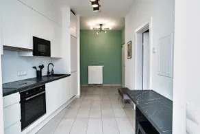 High-End Studio in Elegant Condo - Image 3