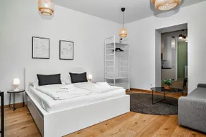 High-End Studio in Elegant Condo - Image 2