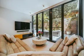 'The Courtyard Retreat' Designer Abode, Mosman - Image 5