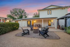 Modern Valley Oasis! Pet-friendly & Walkable to DT - Image 2
